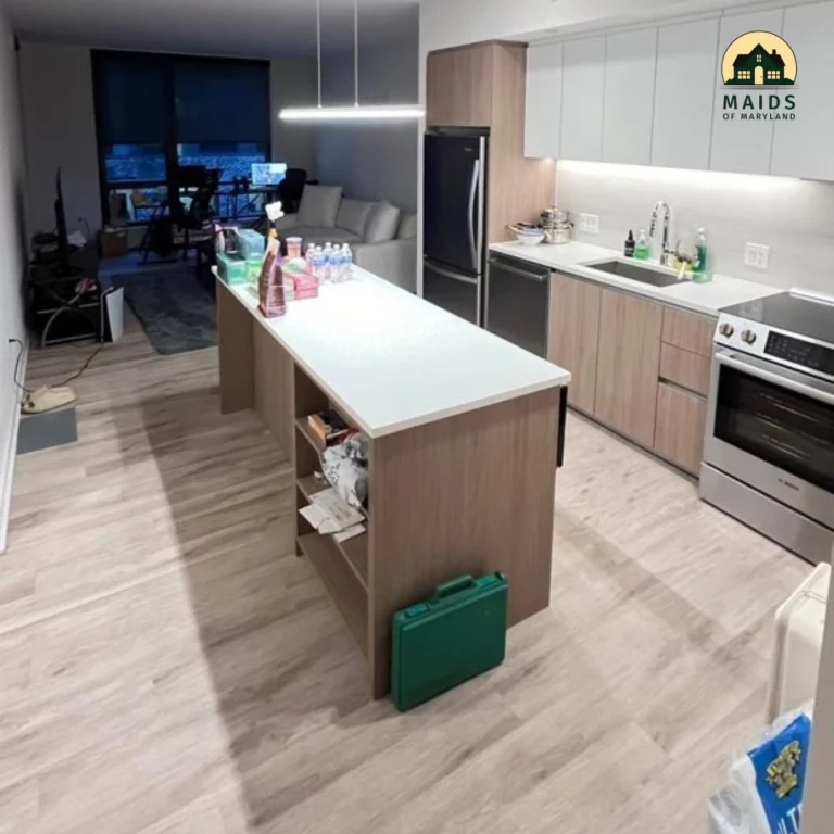 Copy of Chris W Livingroom Kitchen Pics (1) - Copy